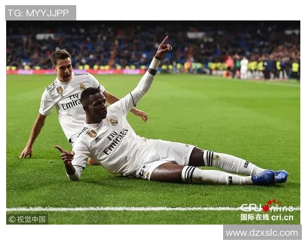 赫塔费再遭打击球员两黄变红因绊倒维尼修斯被直接罚下 赫塔费再遭打击球员两黄变红因绊倒维尼修斯被直接罚下